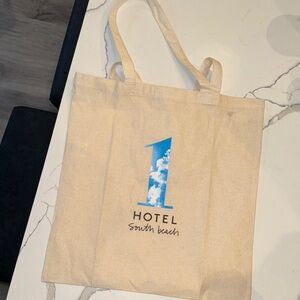 1 Hotel South Beach Tote Travel Bag